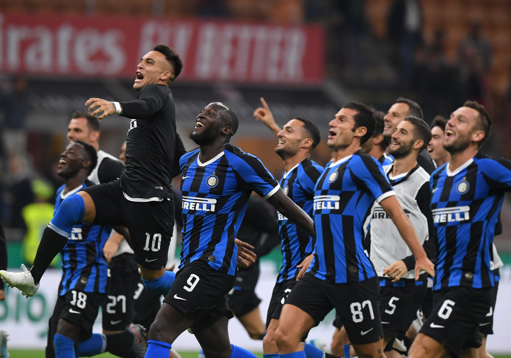 北爱尔兰小将唐利：在热刺时凯恩帮了我很多，这让我喜欢回撤